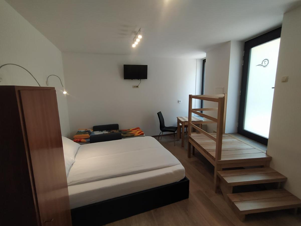 Apartmaji Maln Dolenjske Toplice Extérieur photo
